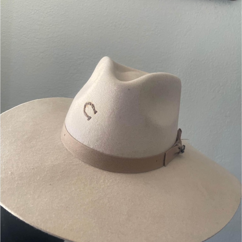 Charlie 1 Horse Hat - Picture 2 of 4